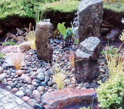 Water gurglers and bubblers